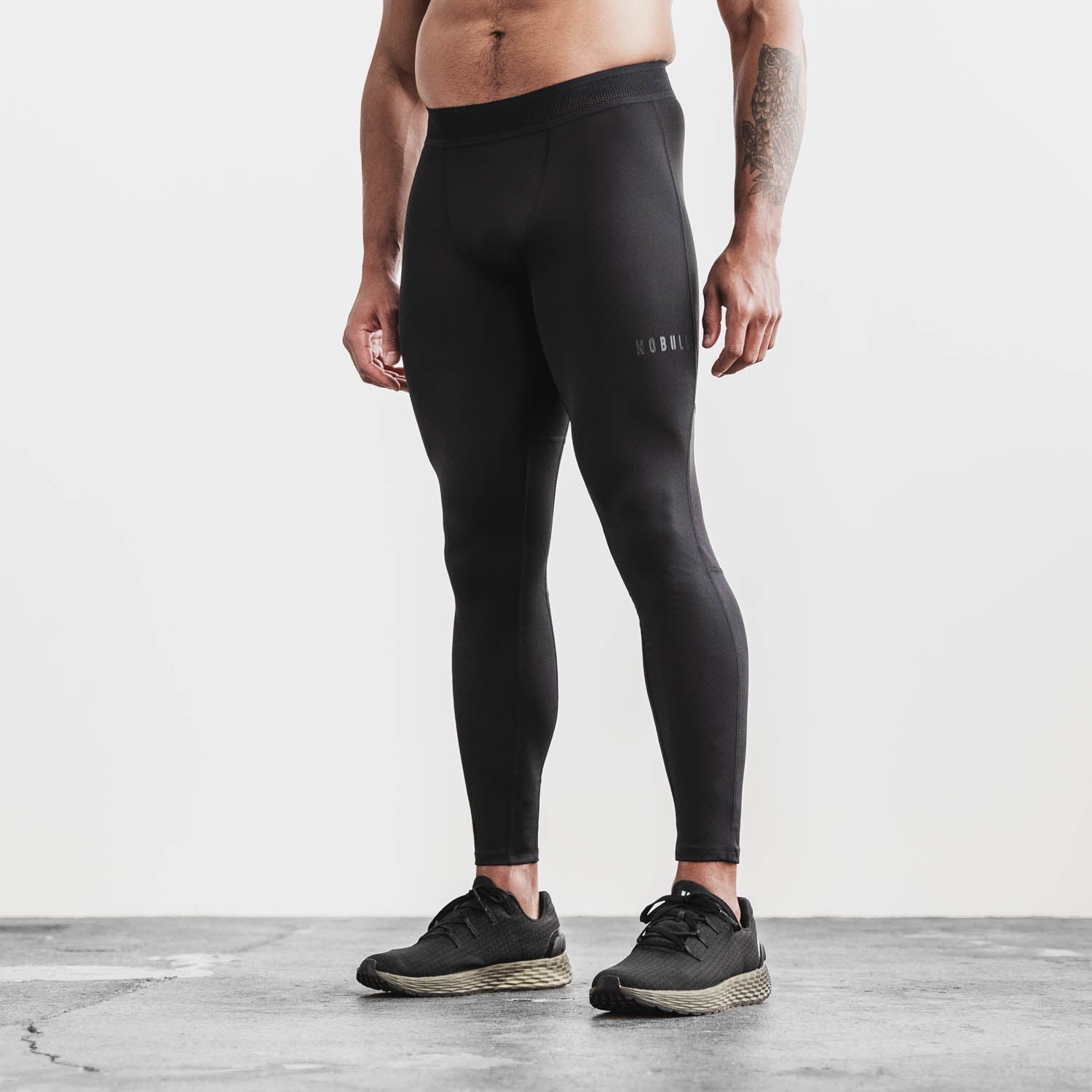 MIDWEIGHT COMPRESSION TIGHT 27" | BLACK | NOBULL
