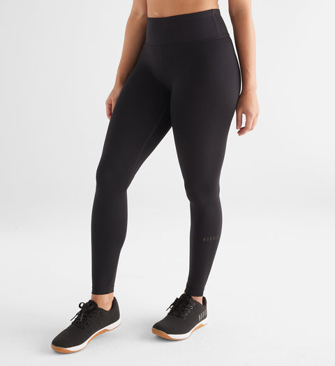 Lululemon Fast and Free Tights Review: I Wore These Versatile Leggings  Every Single Day on a Recent Trip